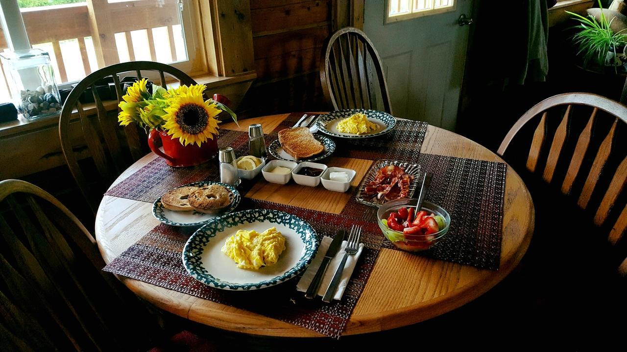 Southern Bluff Bed & Breakfast Солдотна Екстер'єр фото